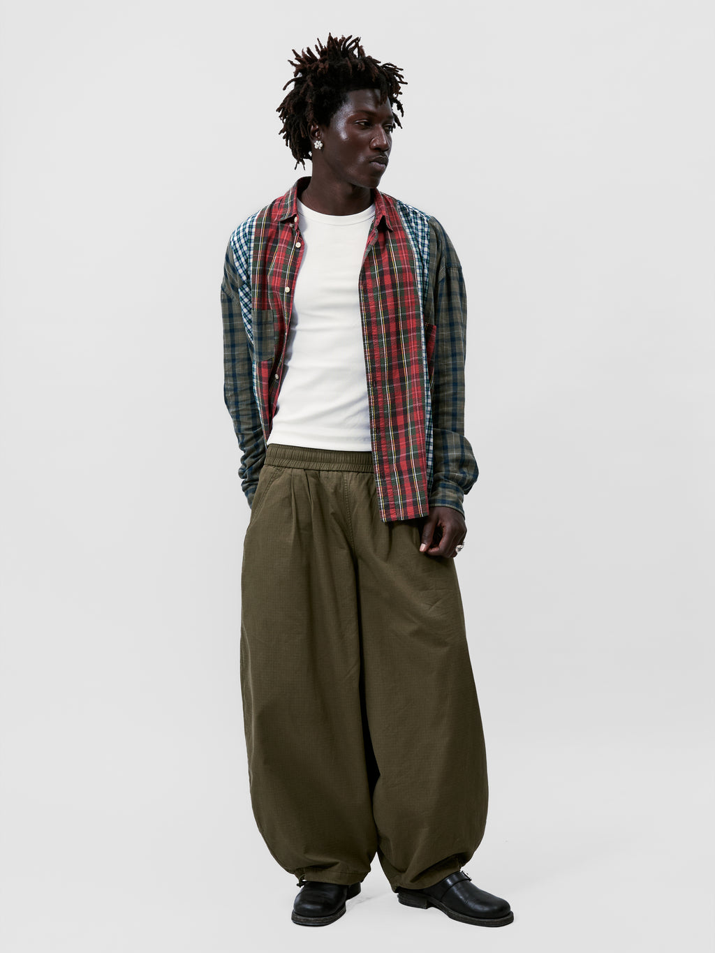 KHAKI BALLOON PANTS