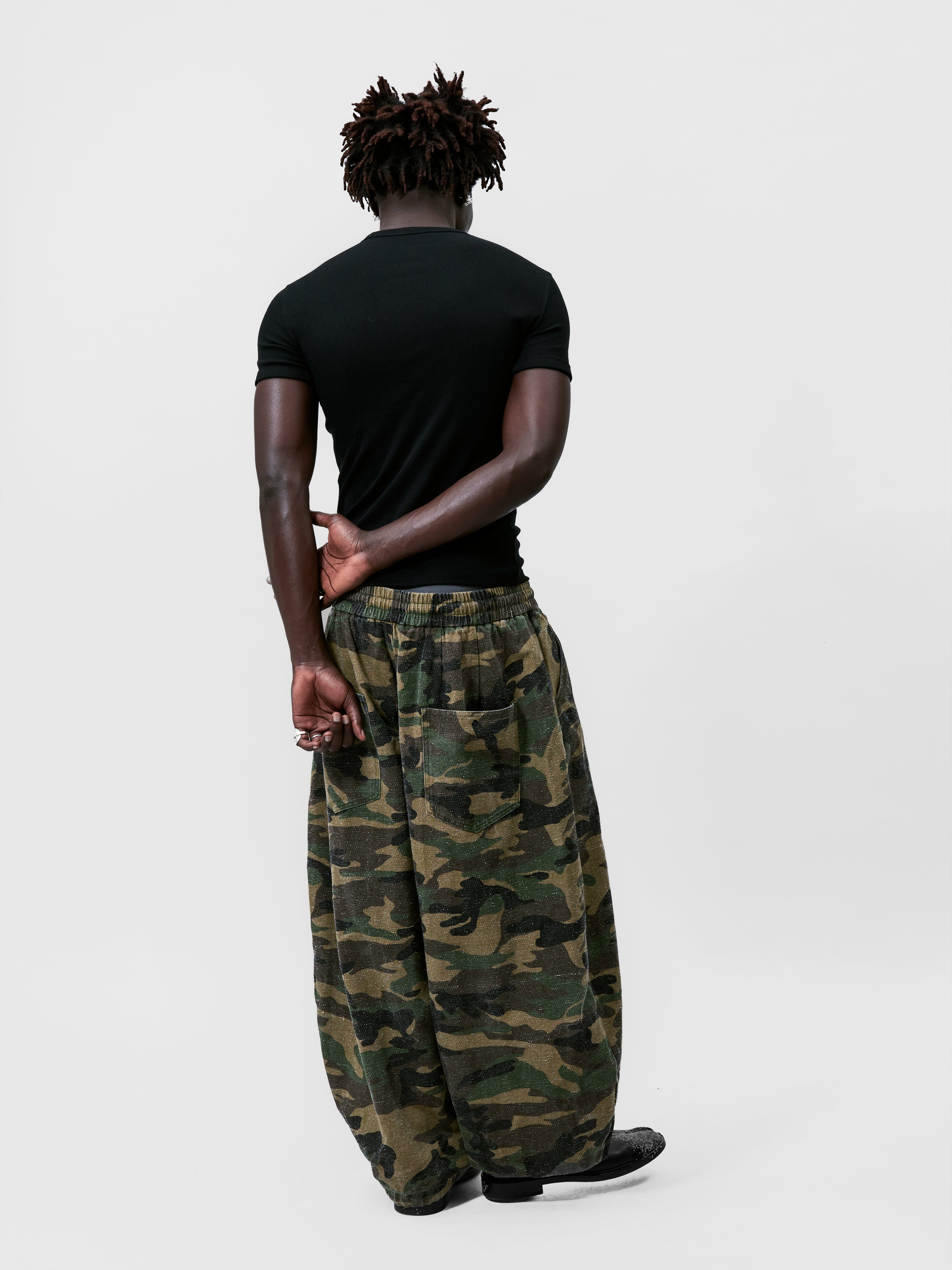 CAMO BALLOON PANTS