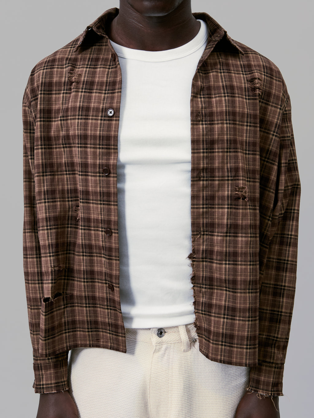 DISTRESSED PLAID SHIRT
